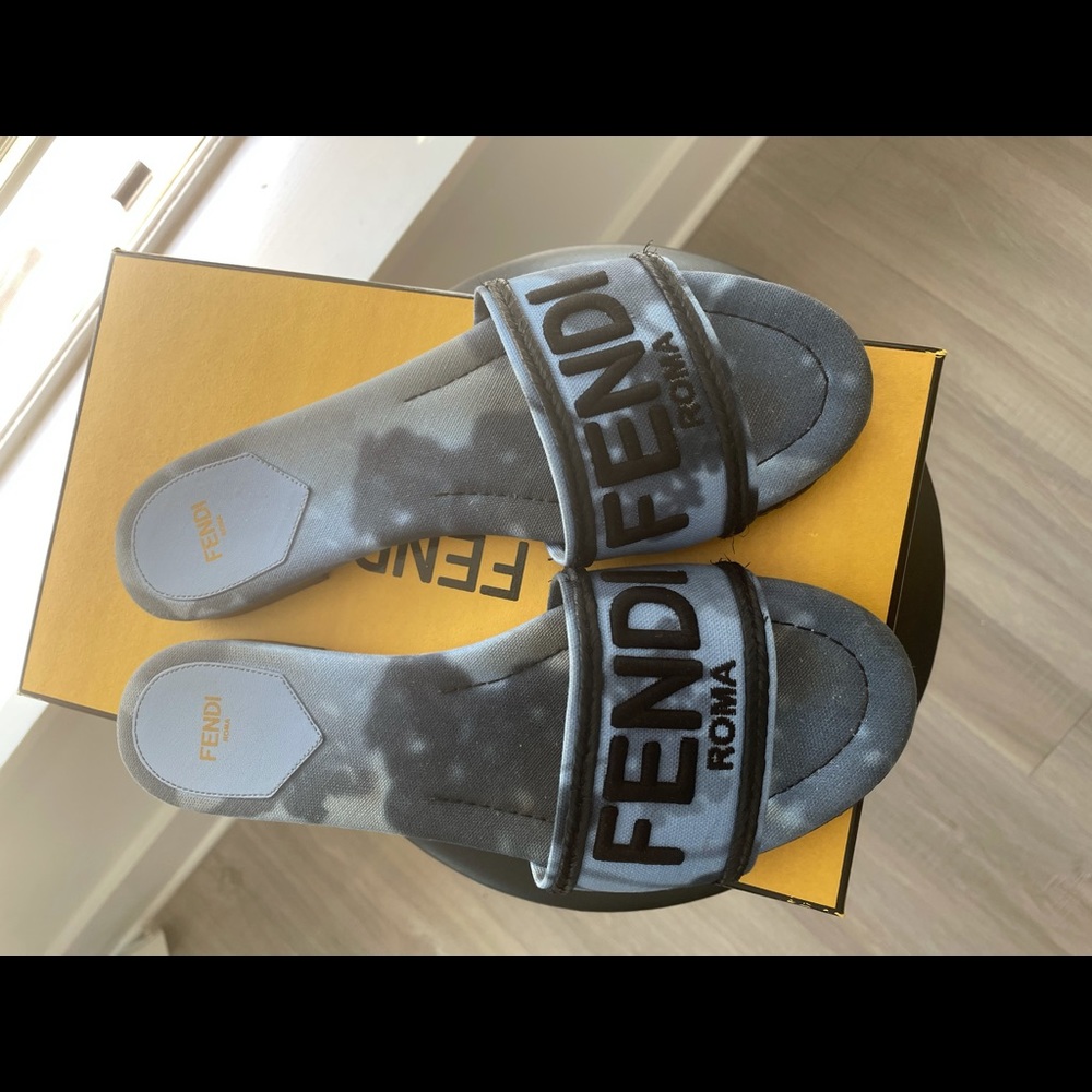Fendi slides